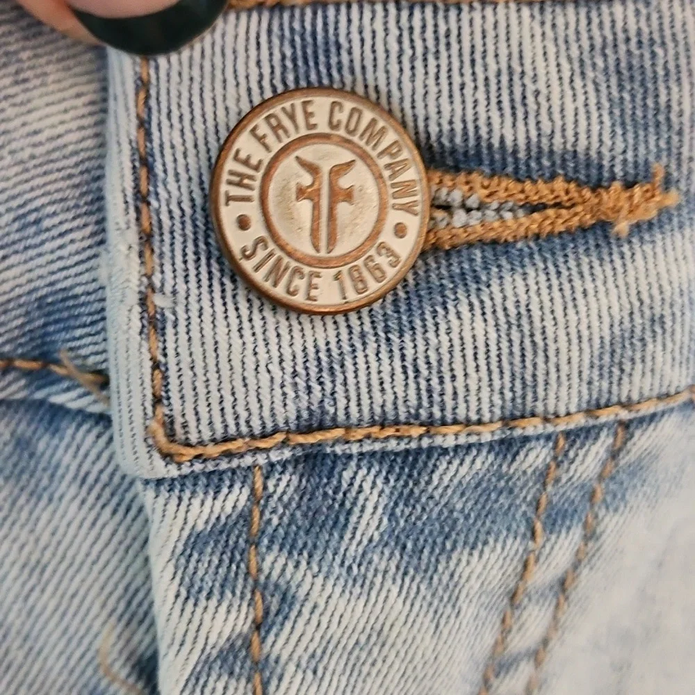 Frye Light Wash Jeans - Picture 7 of 11